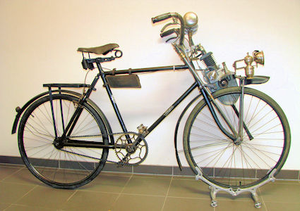 Cyclotracteur on Alcyon bicycle -  1918