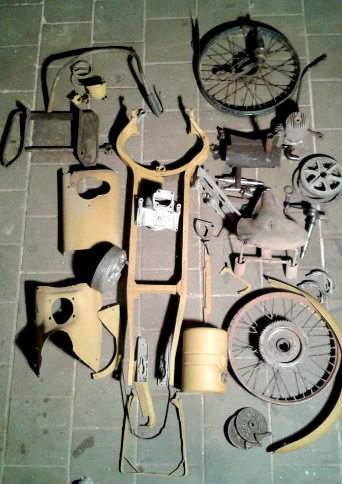 Pile of Ner-a-Car parts